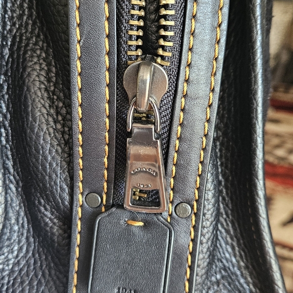 EUC RARE COACH ROGUE - Picture 5 of 12